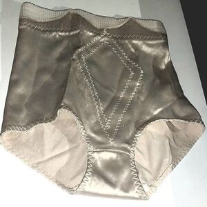 Vintage Girdle High-Waisted Shapewear Briefs in Beige